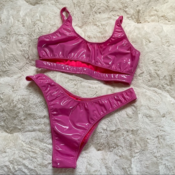 Glossy latex type bright pink Bikini Style set Size Small - Picture 3 of 12